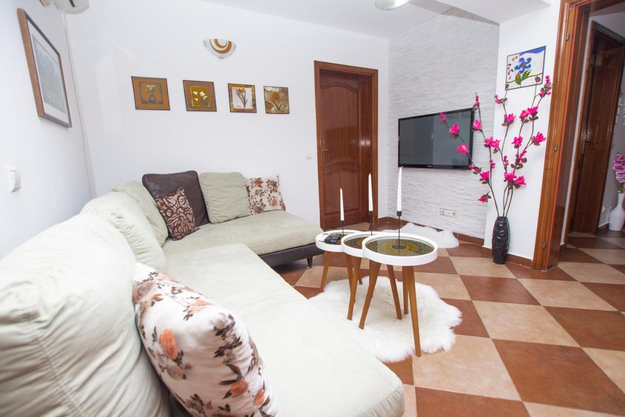 Lea Apartment บาร์ ภายนอก รูปภาพ