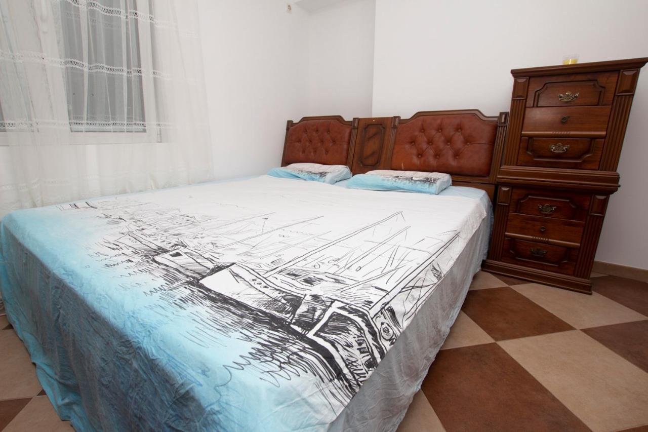 Lea Apartment บาร์ ภายนอก รูปภาพ
