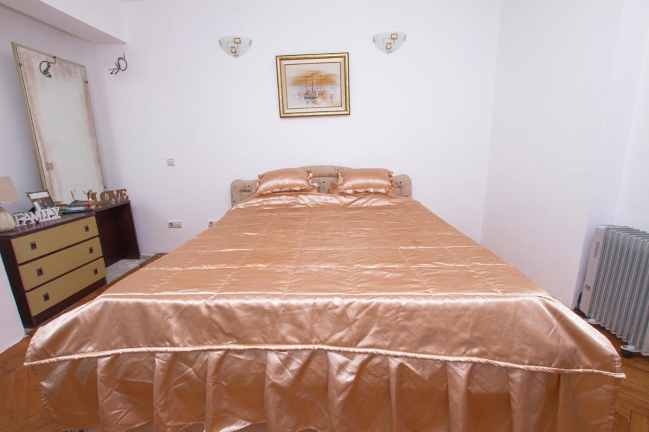 Lea Apartment บาร์ ภายนอก รูปภาพ