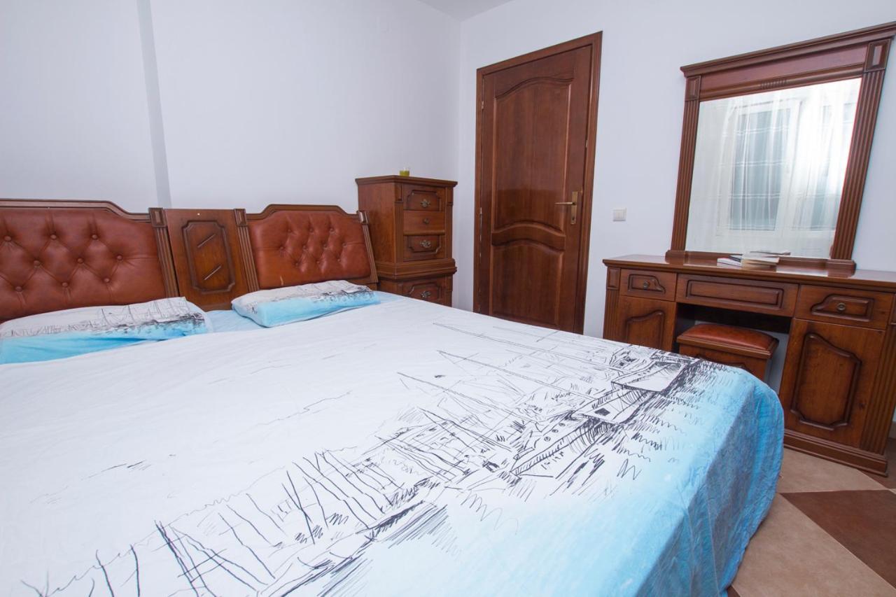 Lea Apartment บาร์ ภายนอก รูปภาพ