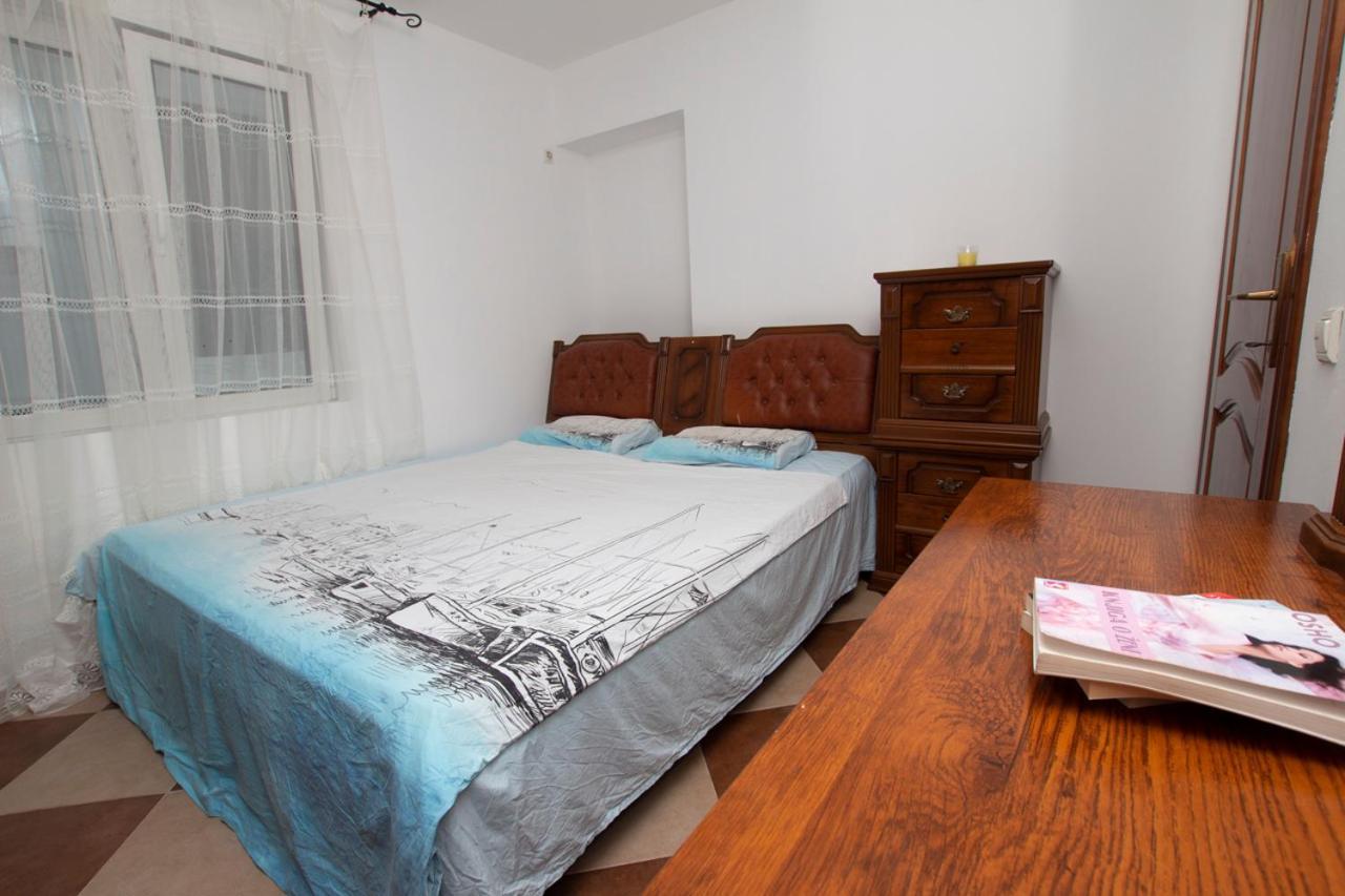 Lea Apartment บาร์ ภายนอก รูปภาพ