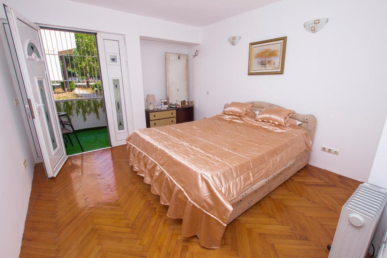 Lea Apartment บาร์ ภายนอก รูปภาพ